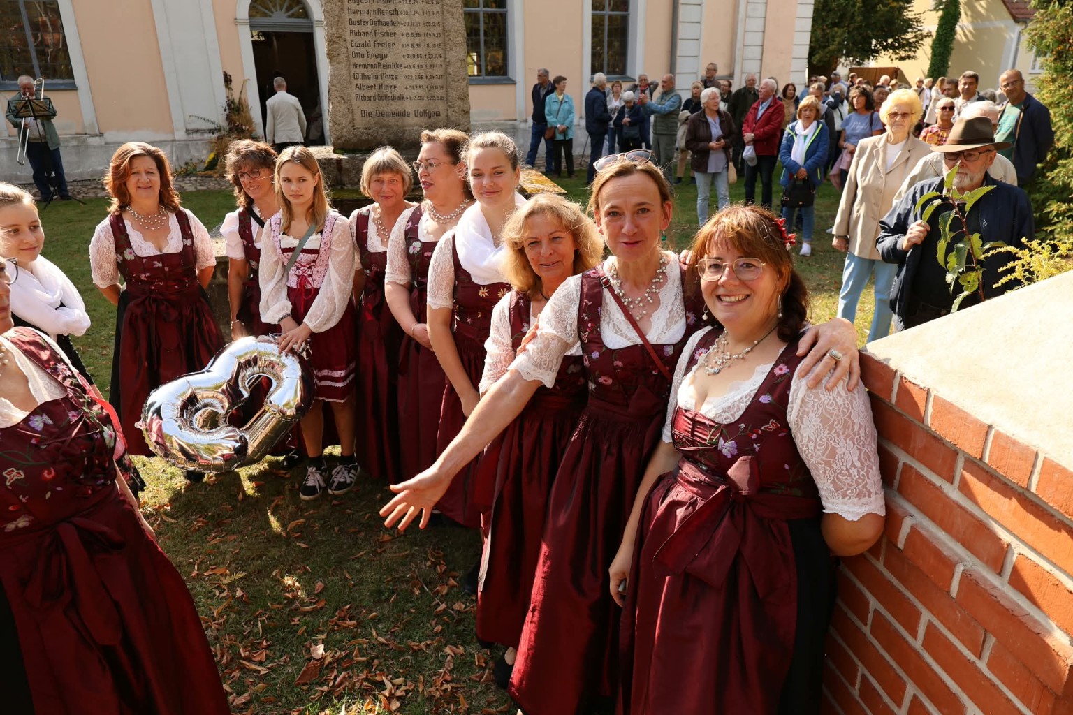 Tanzgruppe beim Erntedankfest 2026